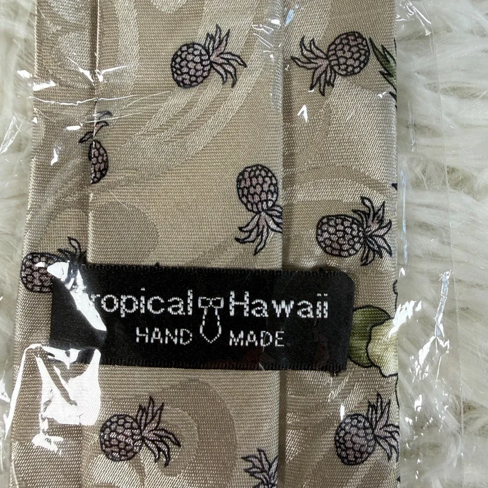 Hilo Hattie Tropical‎ Hawaii Mens Palm Tree Pineapple Hibiscus Necktie Handmade